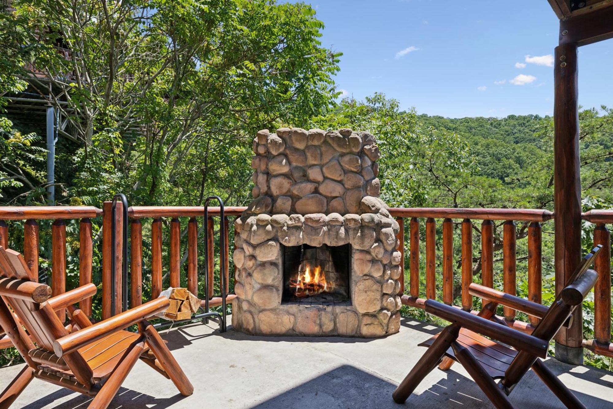 Amazing Views, Pool, Hot Tub, Game Room Sevierville Buitenkant foto